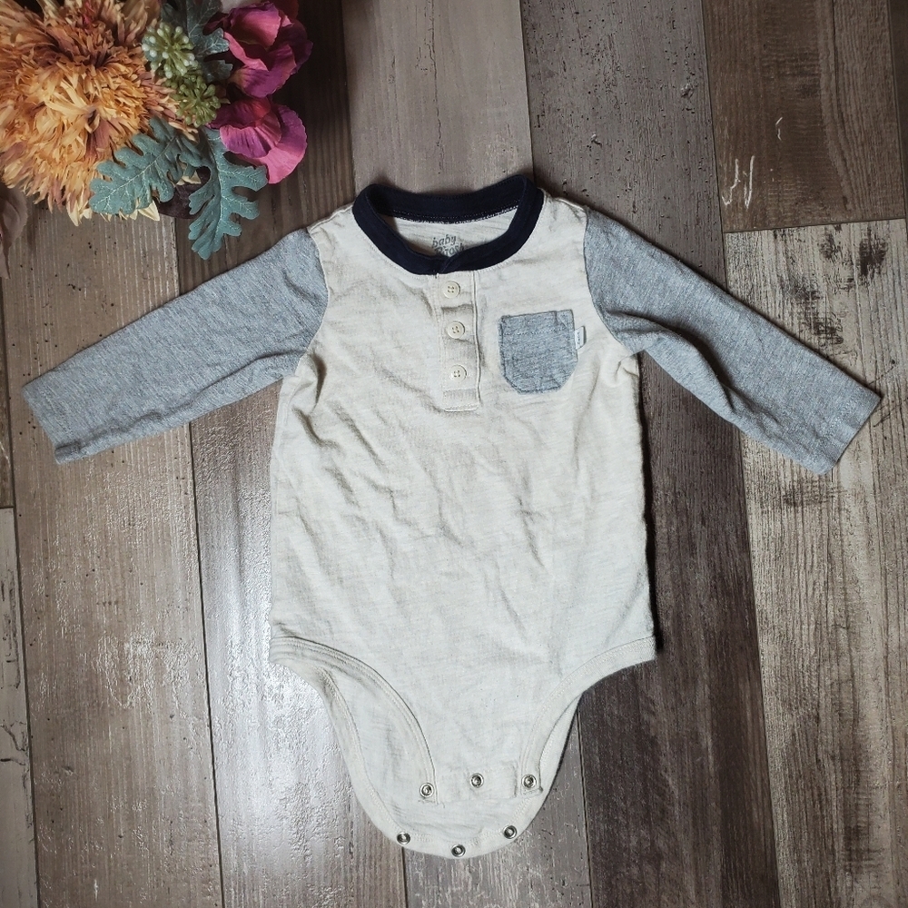 Baby B'gosh Gray and Blue Long Sleeve Cotton Henley Onesie Bodysuit Size 6M NWOT
